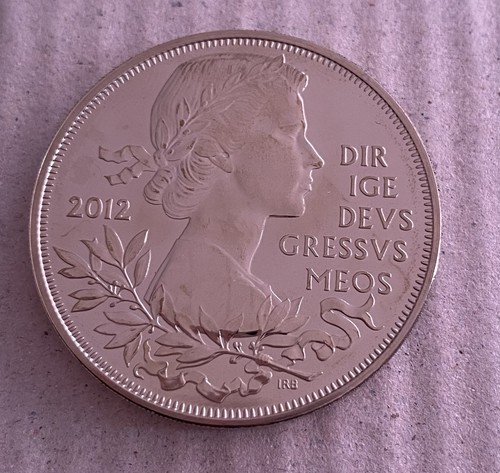 Queen elizabeth 2012 - elizabeth, ii